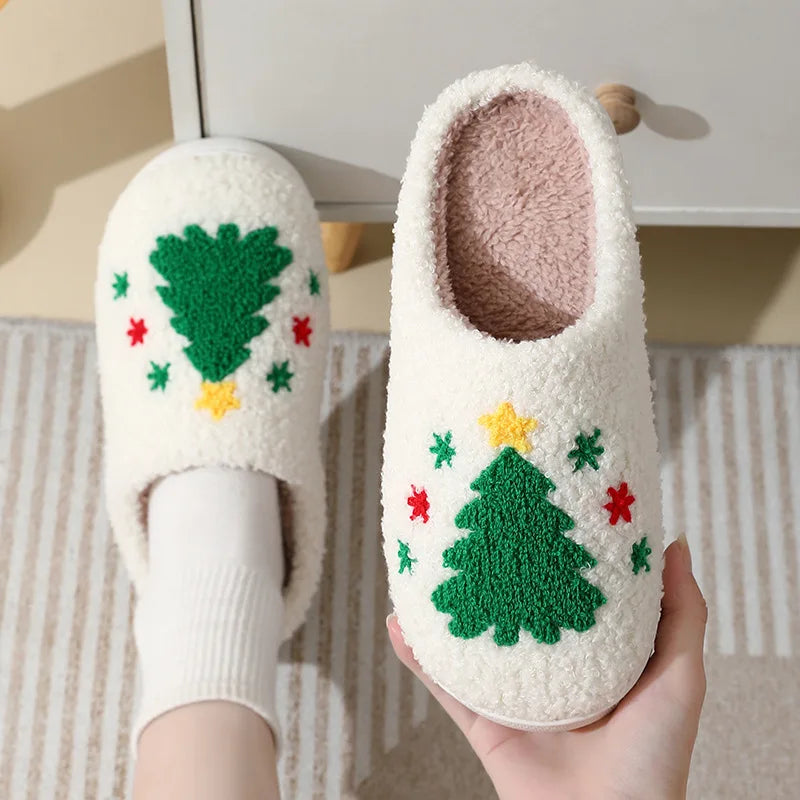 Plush Gingerbread House Slippers for Women & Men – Cozy Indoor Slides with Non-Slip Sole for Bedroom & Holiday Lounging | Thomler