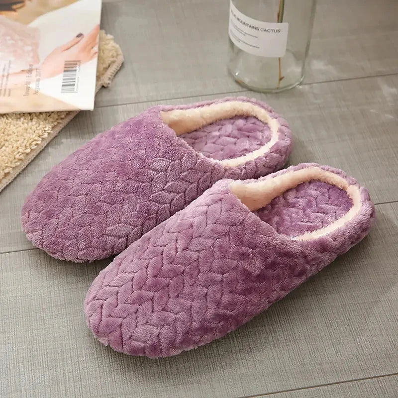 Plush Indoor Slippers – Lightweight Non-Slip House Shoes with Cozy Fleece Lining for Men & Women | Thomler