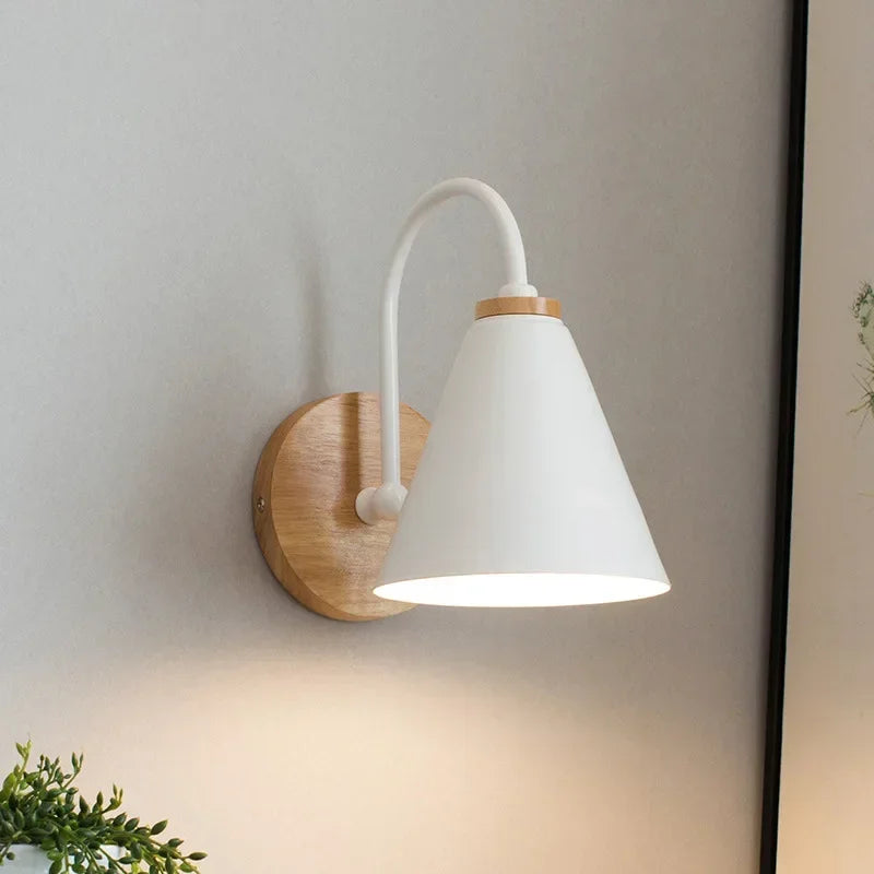 Wall Lamp Iron And Wood Ø 15.0 cm White Bedroom Reading Light Scandinavian Nordic Accent Lighting | Thomler