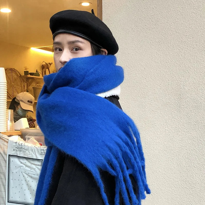 Women's Fringed Pashmina Scarf – Oversized Winter Wrap in Solid Colors | Thomler
