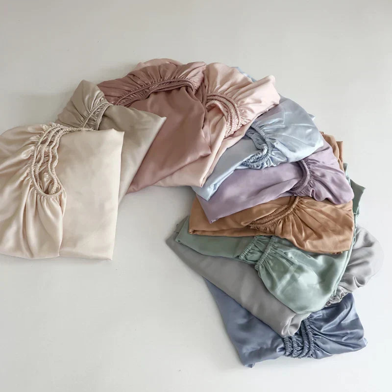 100% Pure Silk Sheet Set – Temperature-Regulating, Gentle on Skin & Hair for All-Season Comfort | Thomler