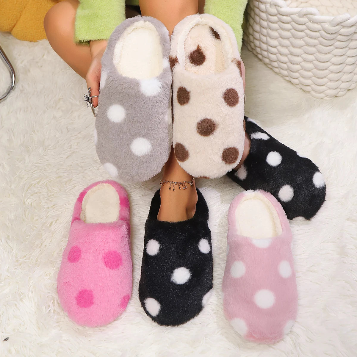 Heart-Shaped House Slippers for Women – Cushioned Quiet Sole Indoor Footwear for Bedroom & Living Room | Thomler