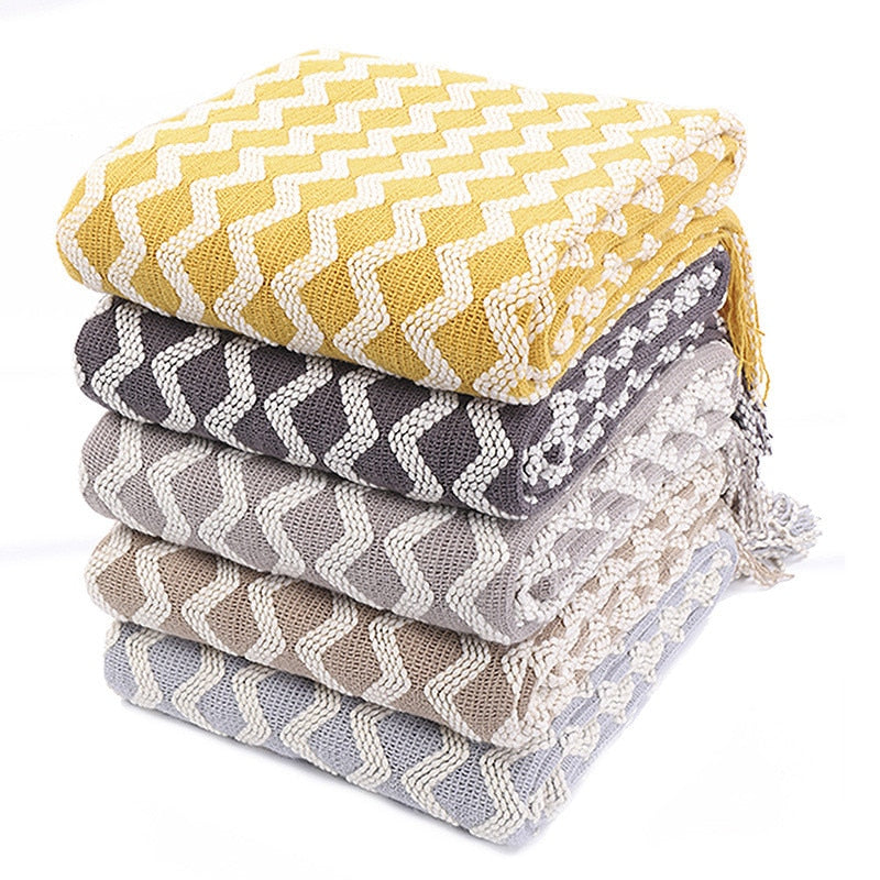 Yellow Checkered Boho Area Rug – Soft Wool Bedroom Floor Mat for Year-Round Comfort & Style | Thomler