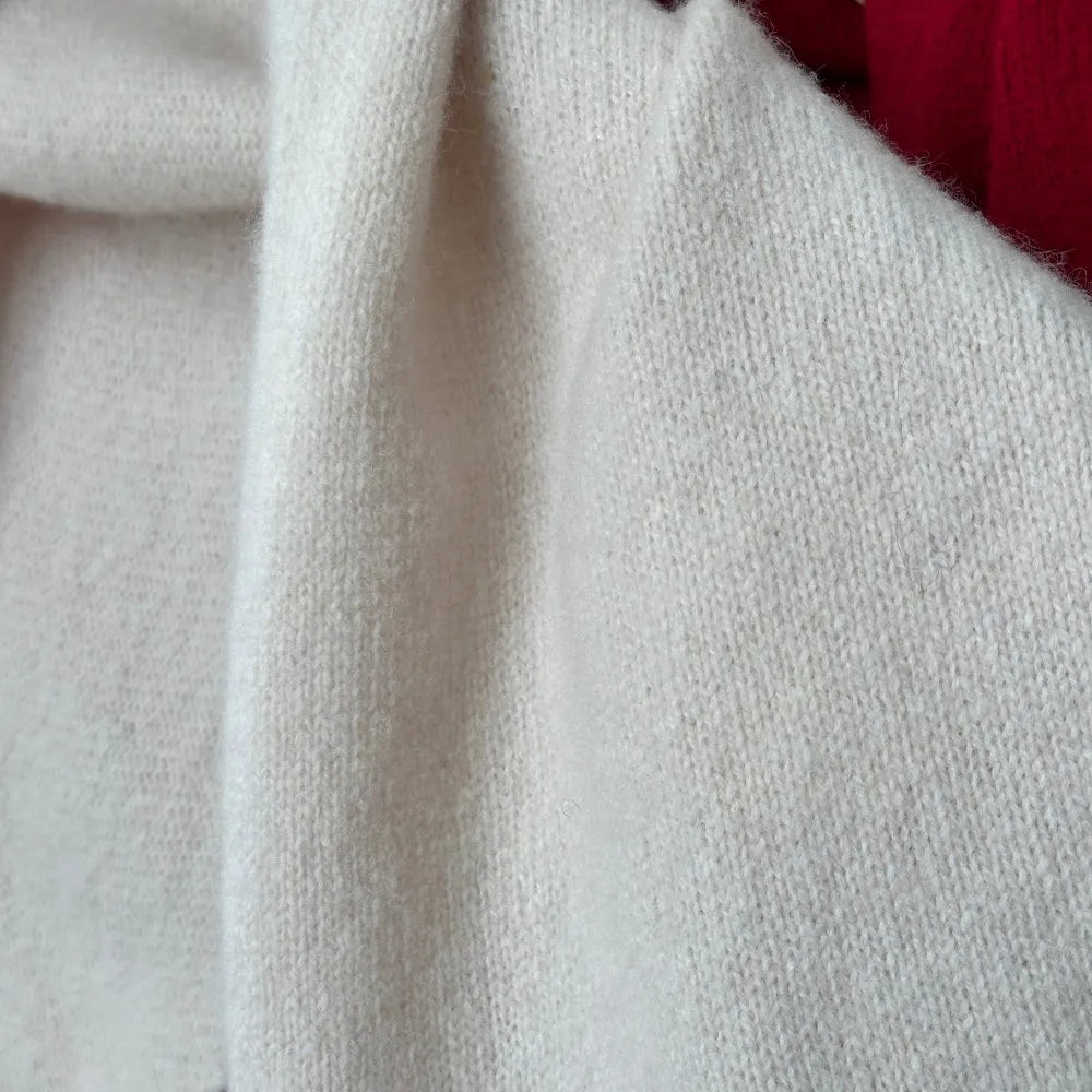 Pure Wool Triangle Scarf for Women – Cold-Weather Neck Wrap & Head Covering – Solid Color Shawl 24×51 in | Thomler