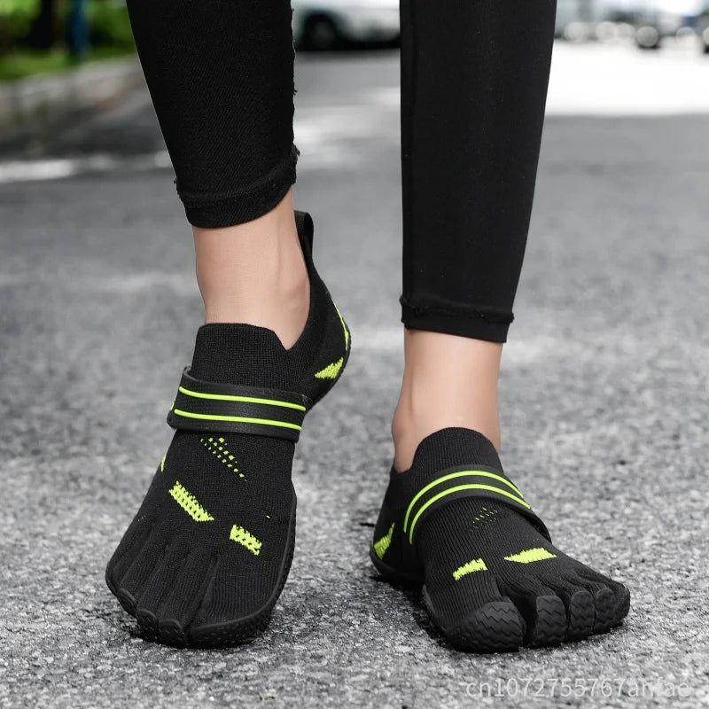 Unisex Separated-Toe Athletic Shoes for Yoga Gym CrossFit Training Barefoot-Feel Grip Soles Low-Top Sneakers for Men Women | Thomler