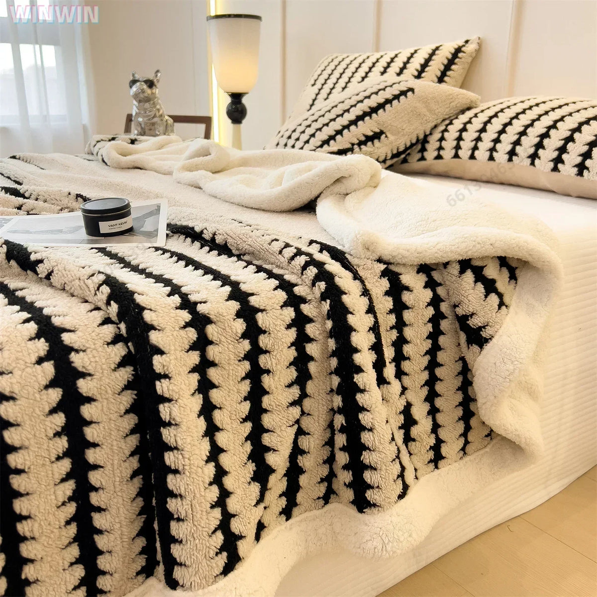 Reversible Sherpa Fleece Throw Blanket with Geometric Stripes for Couch, Bed & Bedroom – Ultra Soft Double-Sided Comfort Layer for Living | Thomler