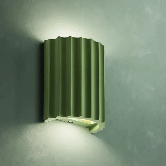Wall Lamp Resin 16.0 cm Green Wavy Bedroom Hallway Ambient Lighting Nordic Sculptural Accent Light | Thomler