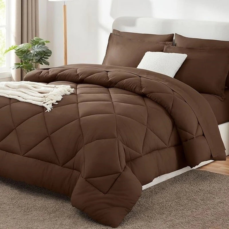 Solid Color Polyester Comforter for All Seasons – Lightweight Breathable Duvet with Soft Touch Fabric for Queen & King Beds | Thomler
