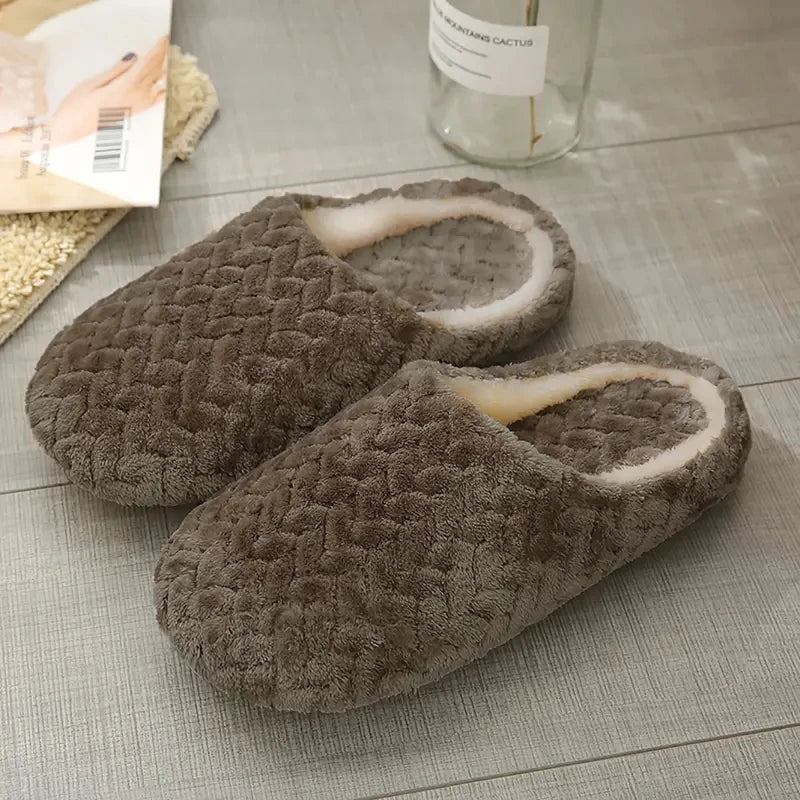 Plush Indoor Slippers – Lightweight Non-Slip House Shoes with Cozy Fleece Lining for Men & Women | Thomler