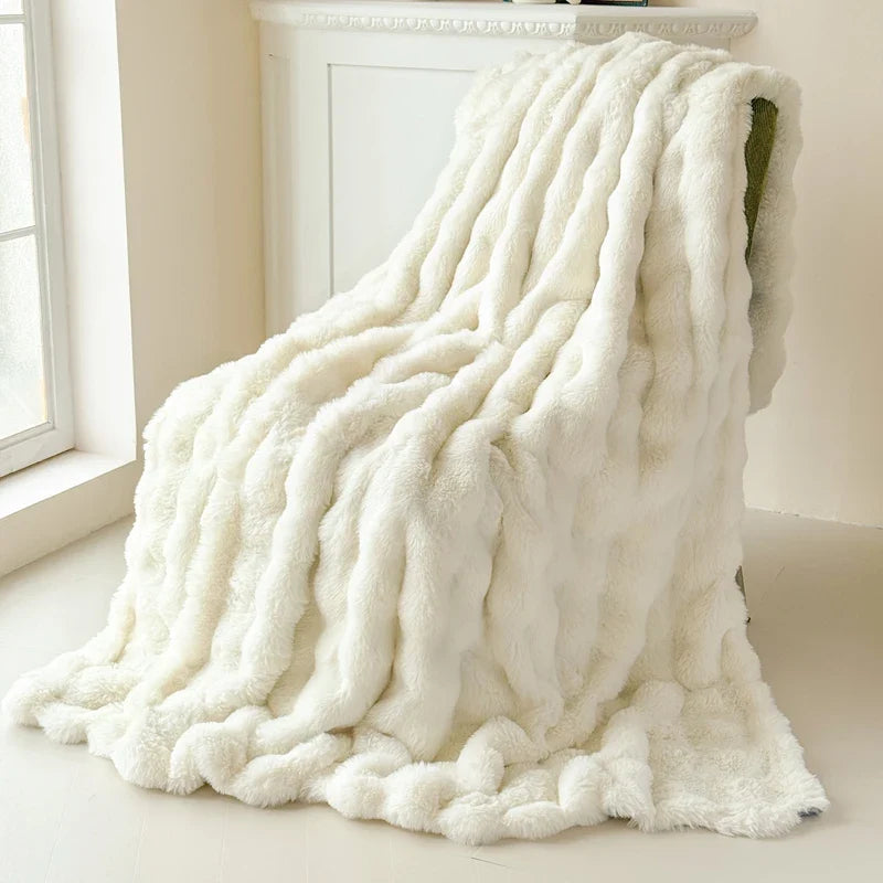 Double-Layer Plush Throw Blanket – Ultra-Soft Faux Rabbit Fur – Versatile for Couch, Bed, Picnic & Office | Thomler