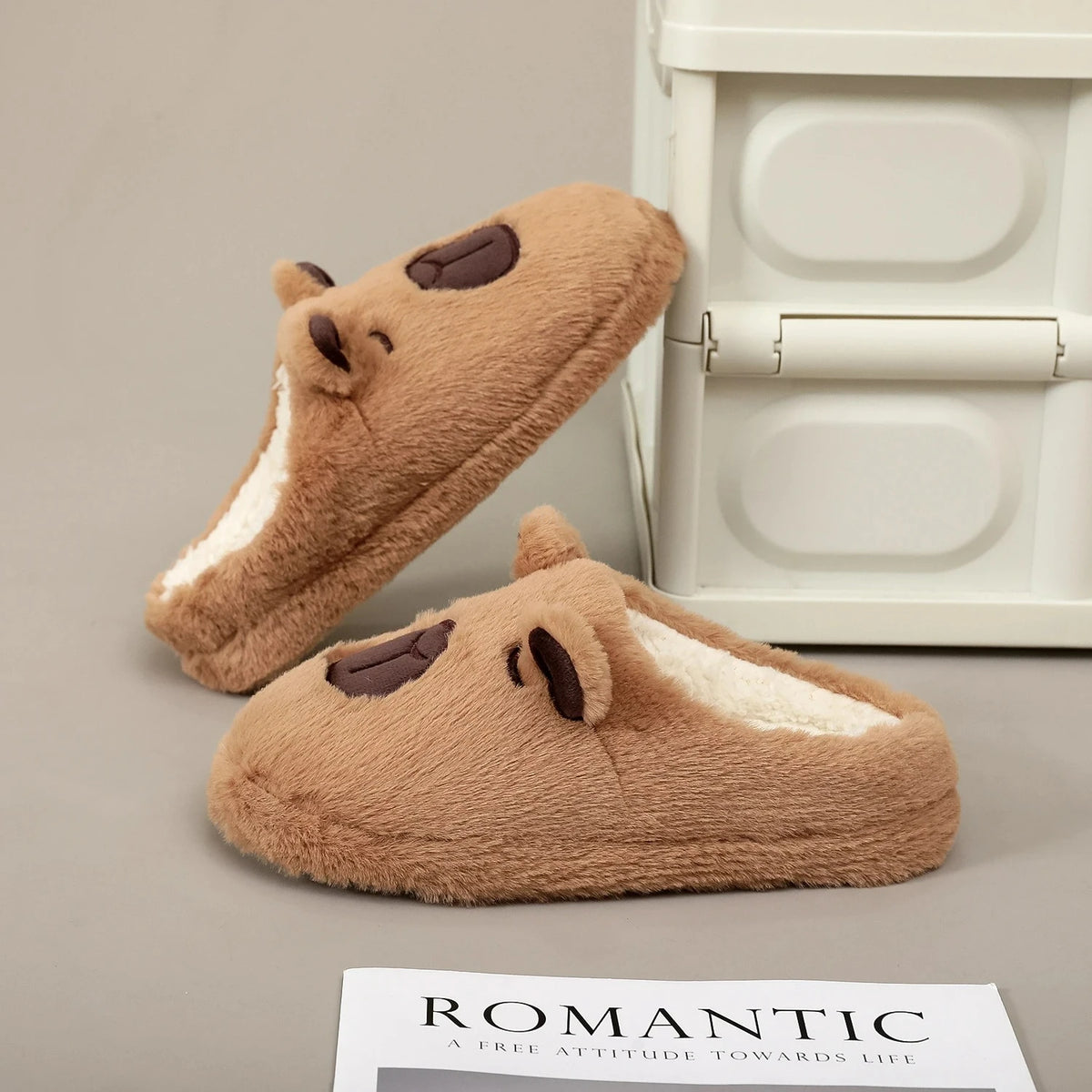 Plush Capybara Slippers for Women and Men – Ultra-Soft Fleece House Shoes with Animal Print, Lightweight Indoor Footwear | Thomler