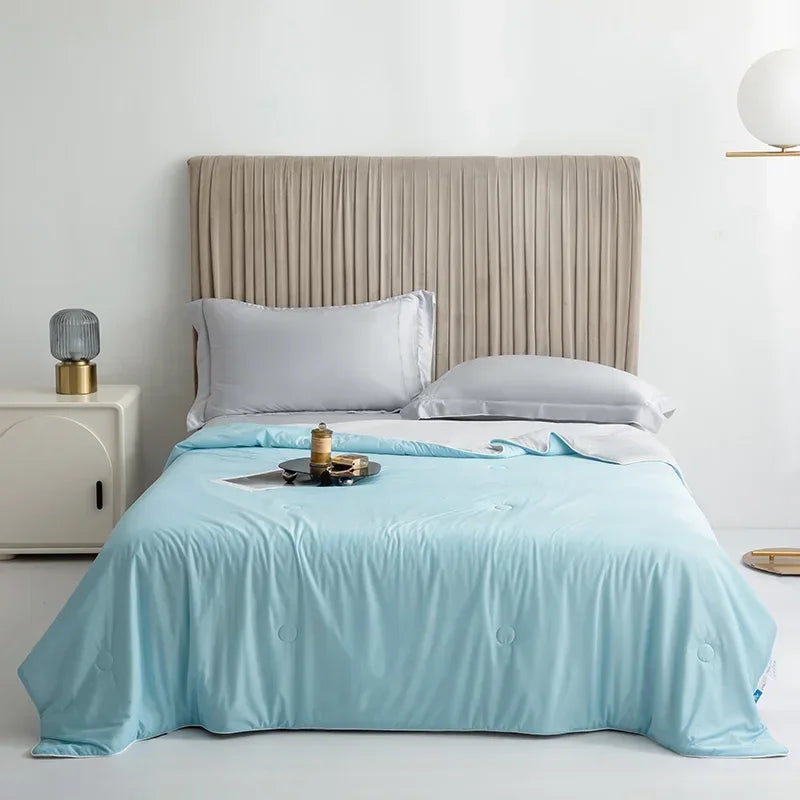 Cooling Blanket Ice Silk 150.0 x 200.0 cm Green Summer Bed Quilt Breathable Moisture Wicking Reversible Bedding | Thomler