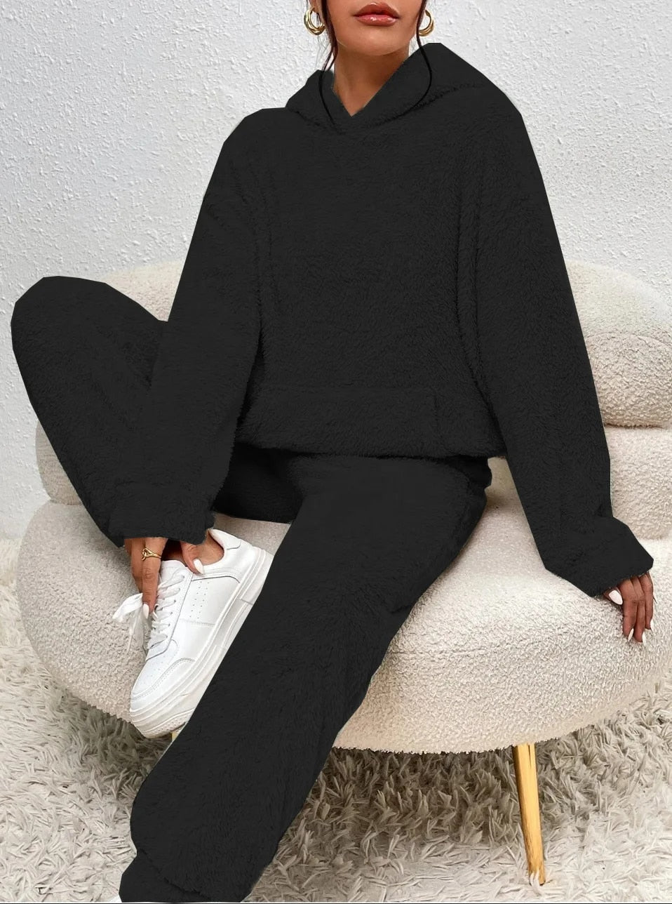 Hooded Teddy Fleece Loungewear Set for Women – Two-Piece Oversized Sweatsuit with Pocket – Cozy Winter Homewear Outfit | Thomler