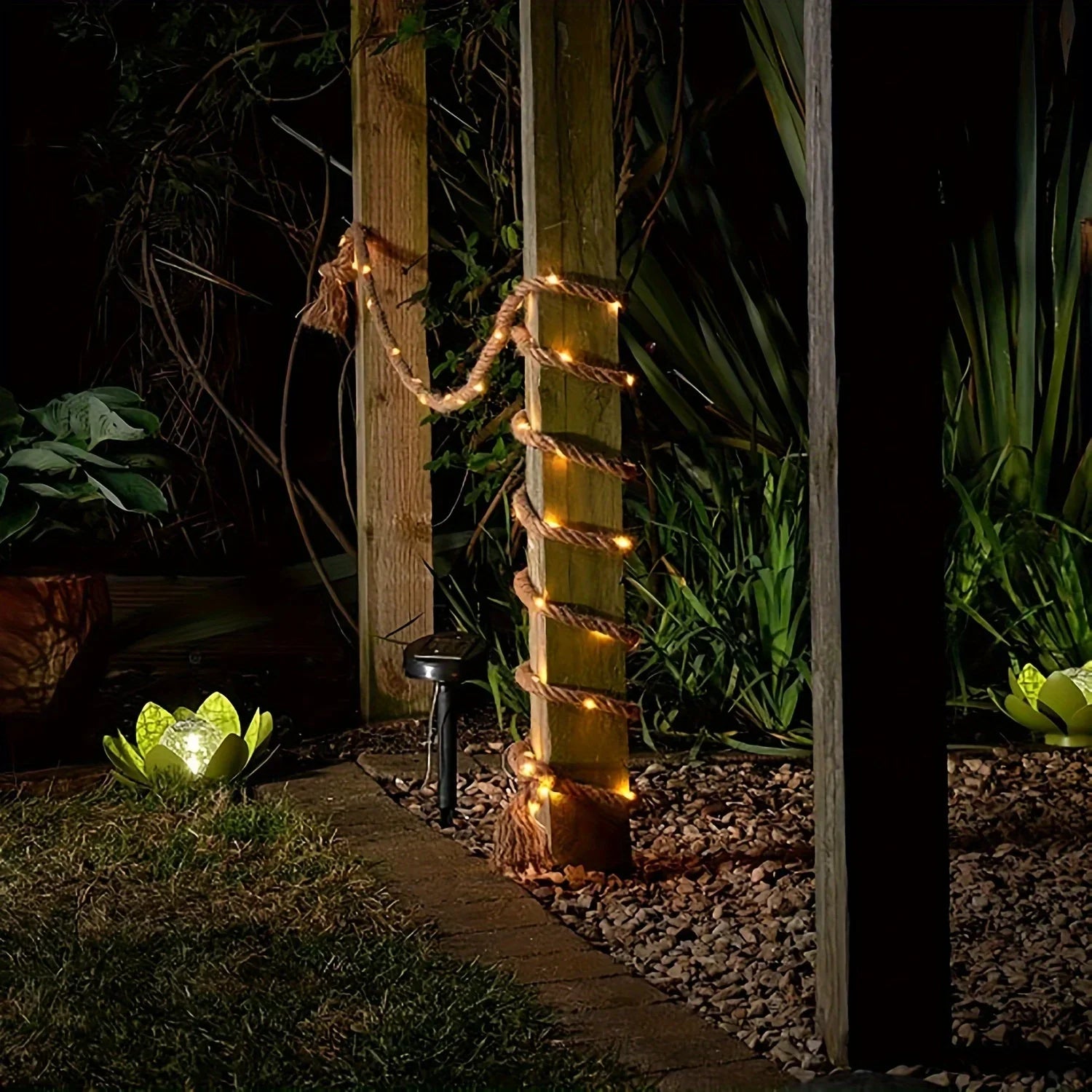 Outdoor Rope Light Hemp 16.4 ft Solar Powered 8 Colors Garden Patio Decoration | Thomler