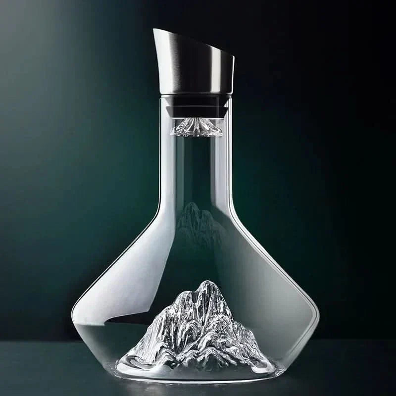 Wine Decanter Lead Free Crystal 1.5 L Clear Aerating Red Wine Carafe Handmade Table Centrepiece Serving Vessel | Thomler