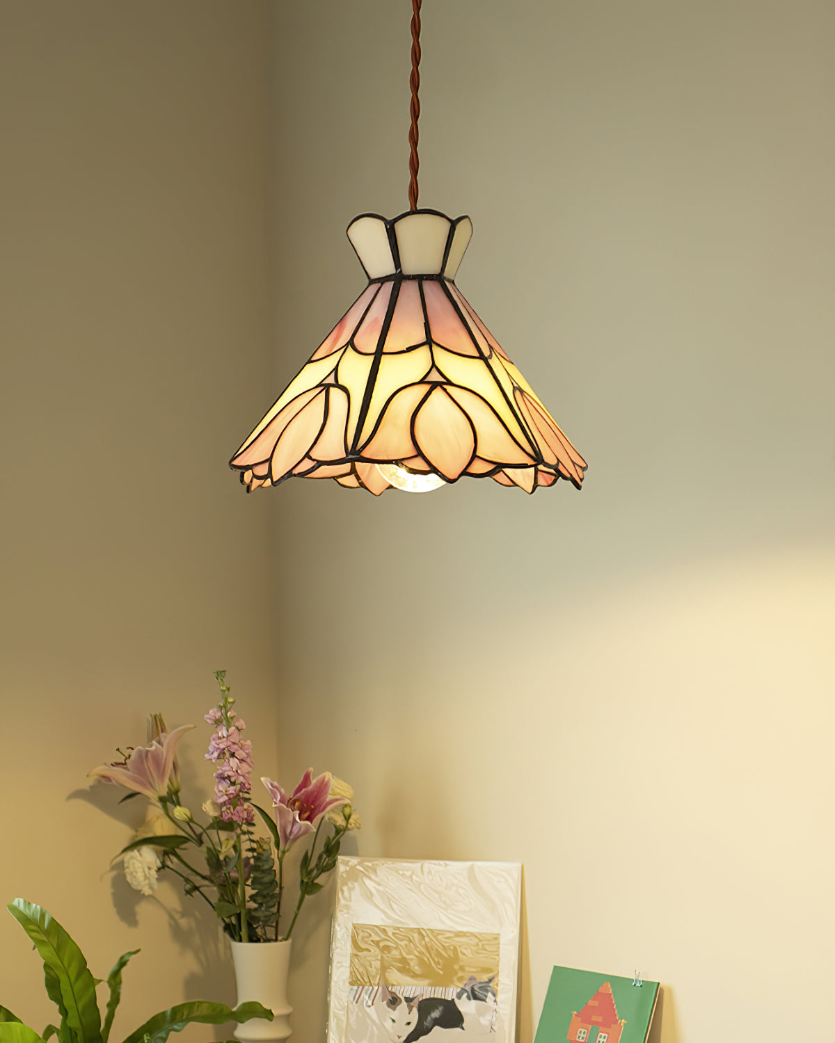 Pendant Light Stained Glass 7.8 in Pink Beige Floral Dining Room Hanging Lamp Decorative Ceiling Fixture | Thomler