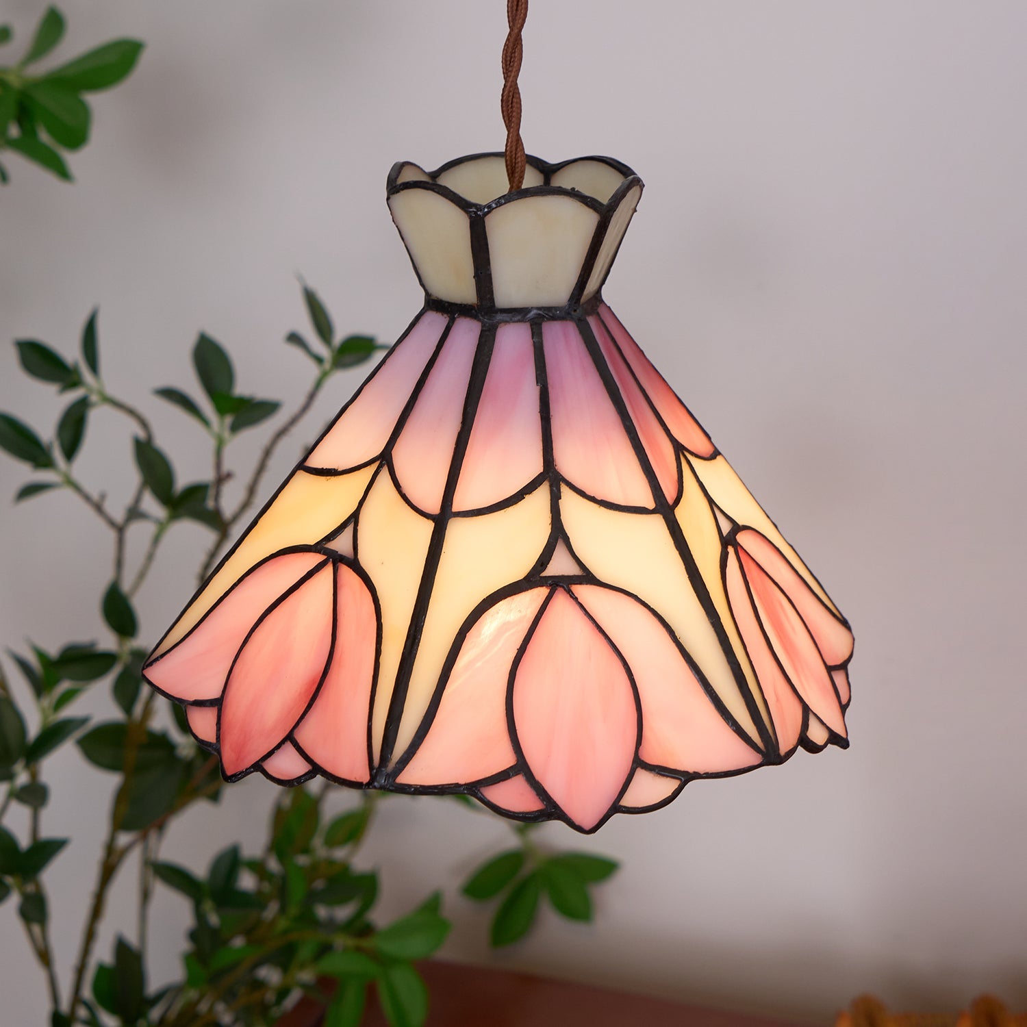 Pendant Light Stained Glass 7.8 in Pink Beige Floral Dining Room Hanging Lamp Decorative Ceiling Fixture | Thomler