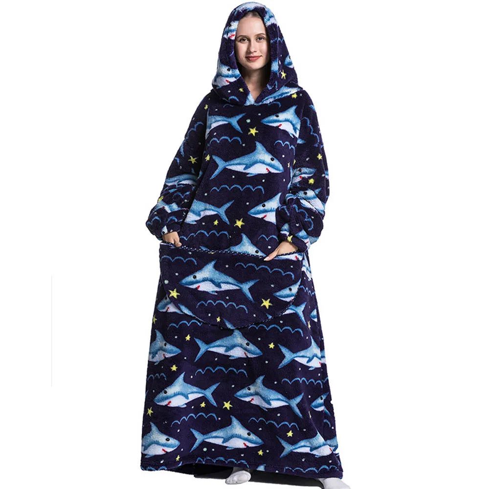 Oversized Wearable Throw with Sleeves – Ultra-Plush Hooded Wrap for All-Day Comfort – Sherpa Fleece Loungewear for Men & Women | Thomler