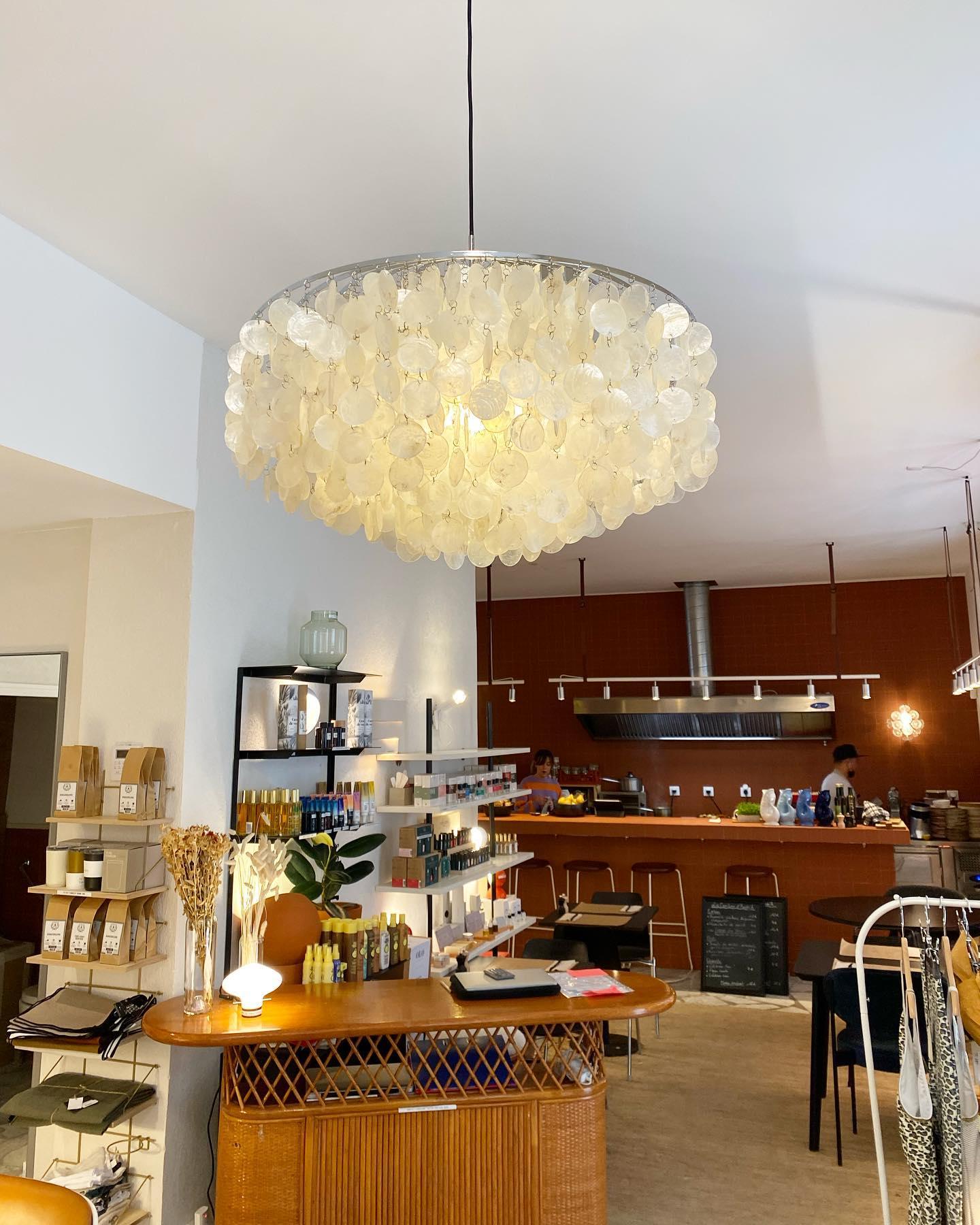 Cascading Shell Pendant Light Fixture Chrome Finish 28 Inches Adjustable Hanging Ceiling Lamp for Dining Room Kitchen Island Open Living Spa | Thomler