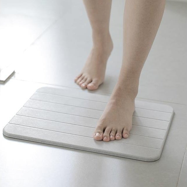 Bath Mat Natural Diatomite Stone 60.0 cm Grey Quick Dry Bathroom Anti Mould Moisture Absorbing Floor Mat | Thomler