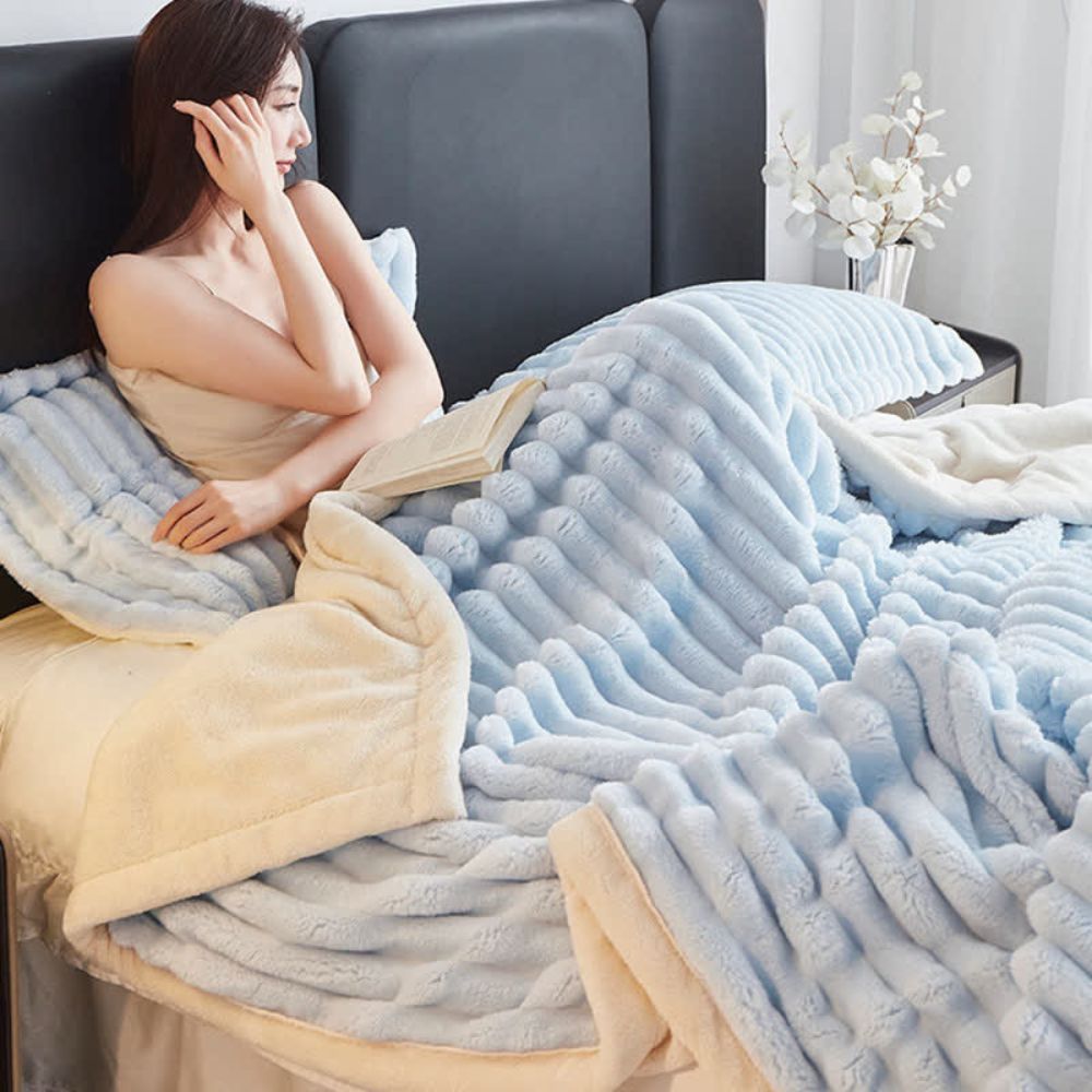 Reversible Microfiber Throw Blanket – Ultra-Soft Dual-Texture Plush for Couch, Bed & Layering | Thomler