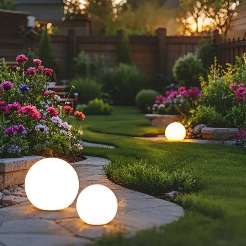 Color-Changing LED Sphere Lamp – 16 Hues, Solar/USB Rechargeable, Indoor/Outdoor Mood Lighting with Remote Control | Thomler
