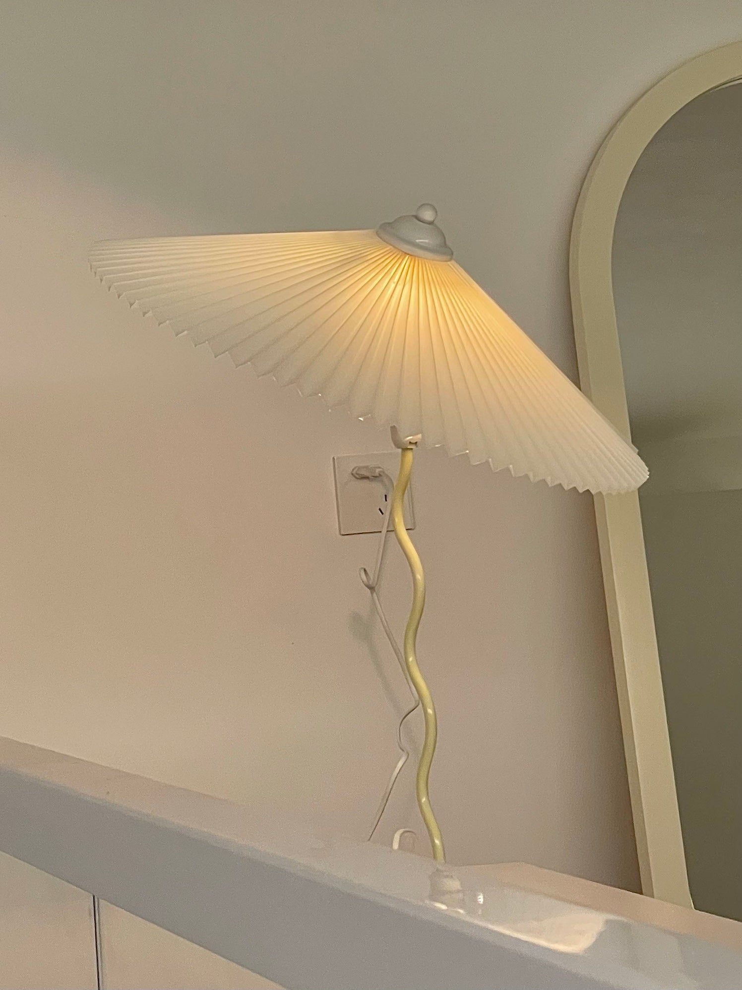 Metal Table Lamp 16.9 in Pleated Fabric Shade Curved Base Bedroom Living Room Nordic Minimalist Desk Lighting | Thomler