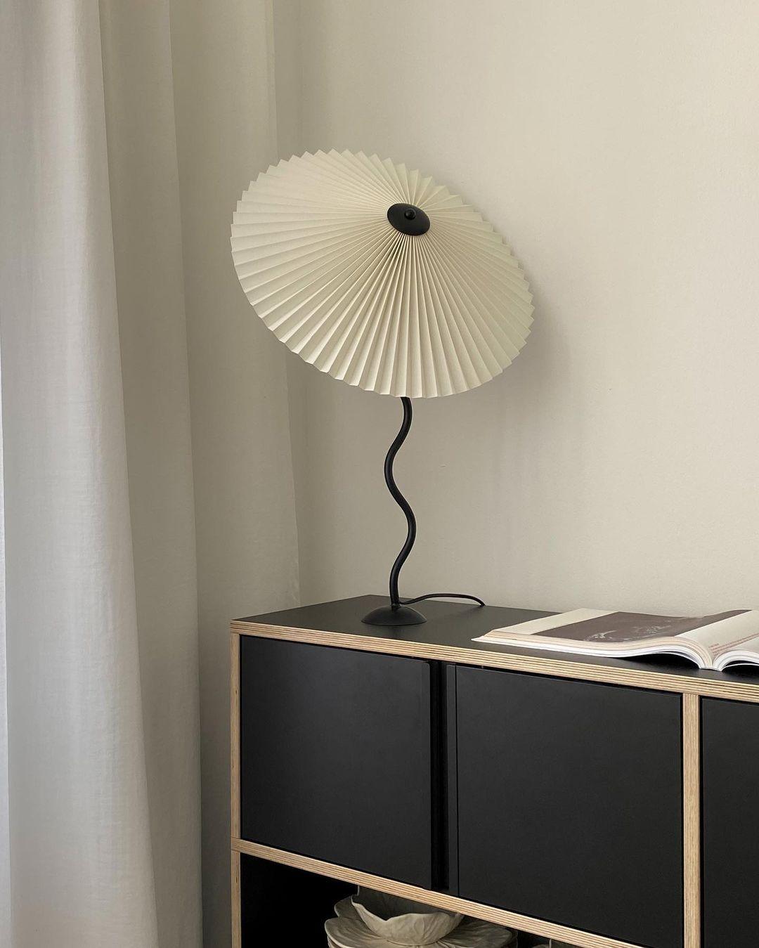Metal Table Lamp 16.9 in Pleated Fabric Shade Curved Base Bedroom Living Room Nordic Minimalist Desk Lighting | Thomler