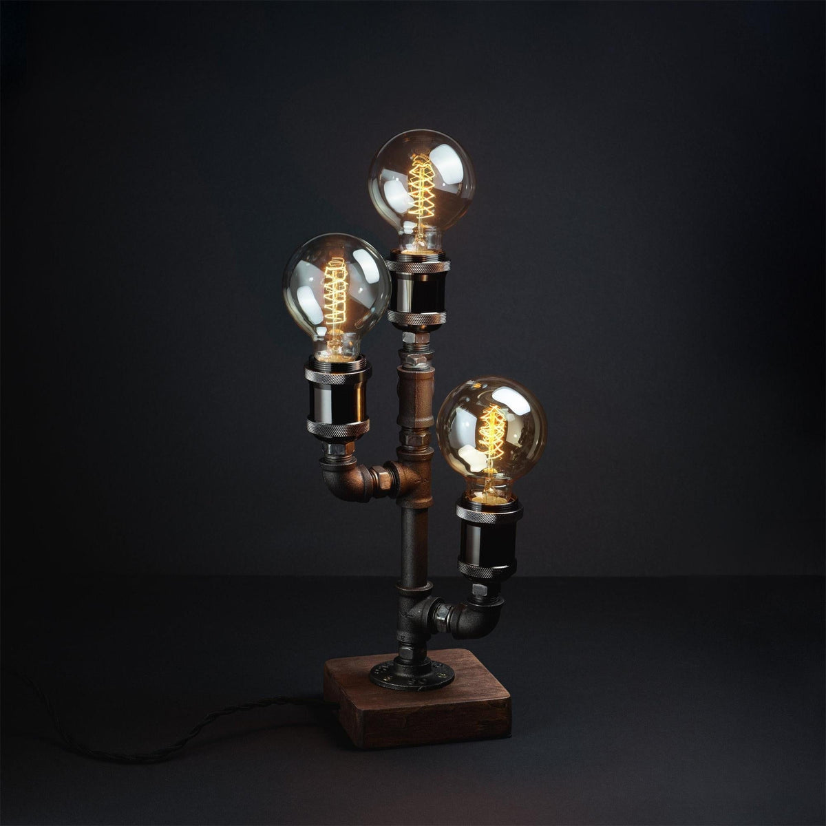 Industrial Metal Pipe Desk Lamp with Wood Base – Vintage Loft Accent Light – 1 to 3 Edison Sockets – Rustic Retro Bedroom Office | Thomler