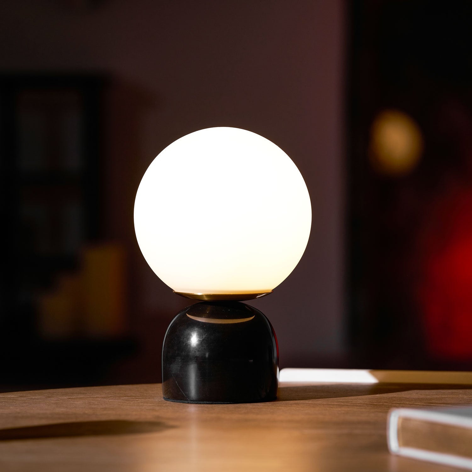 Marble Table Lamp 9.1 in (23.0 cm) Glass Globe Indoor Ambient Lighting Minimalist Modern Desk Light | Thomler
