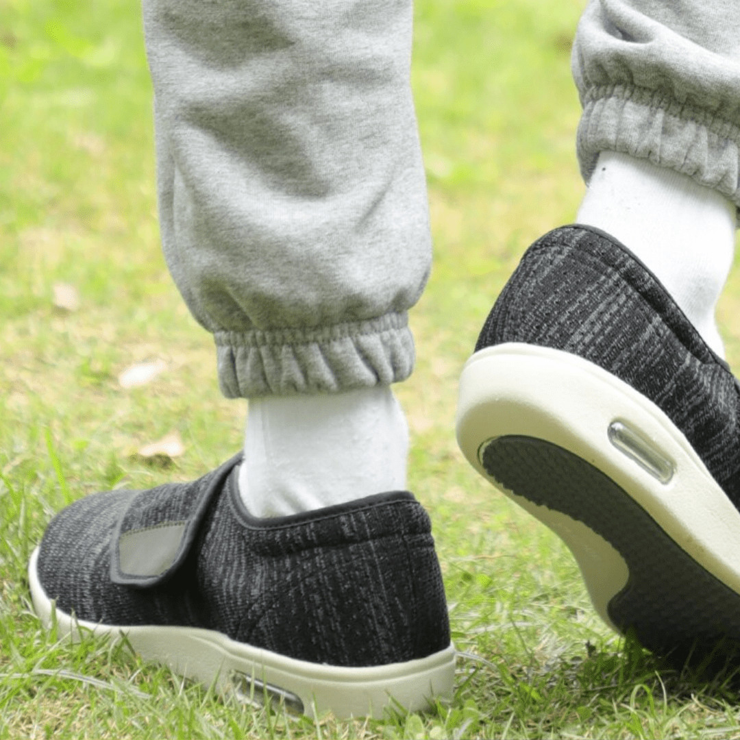 Extra-Wide Adjustable Velcro Shoes for Swollen Feet with Memory Foam Insoles – Breathable Diabetic-Friendly Slip-Resistant Sneakers for | Thomler