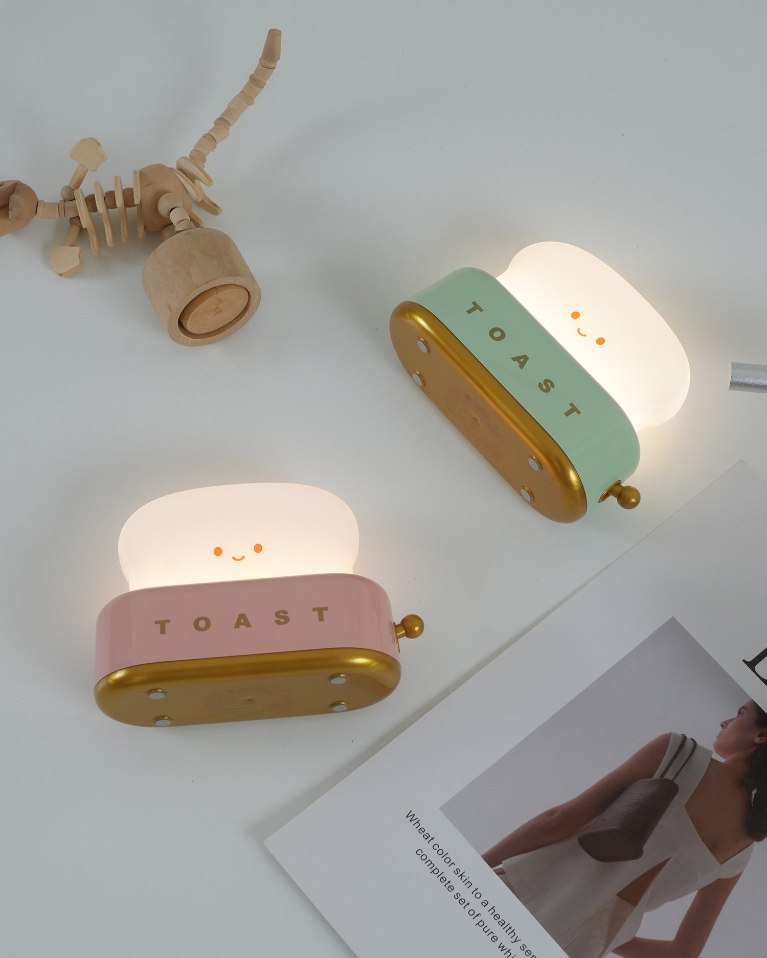 Night Light Plastic Toaster Shape 5.3 in Warm White Bedroom Desk Decorative Lamp USB LED Compact Portable | Thomler