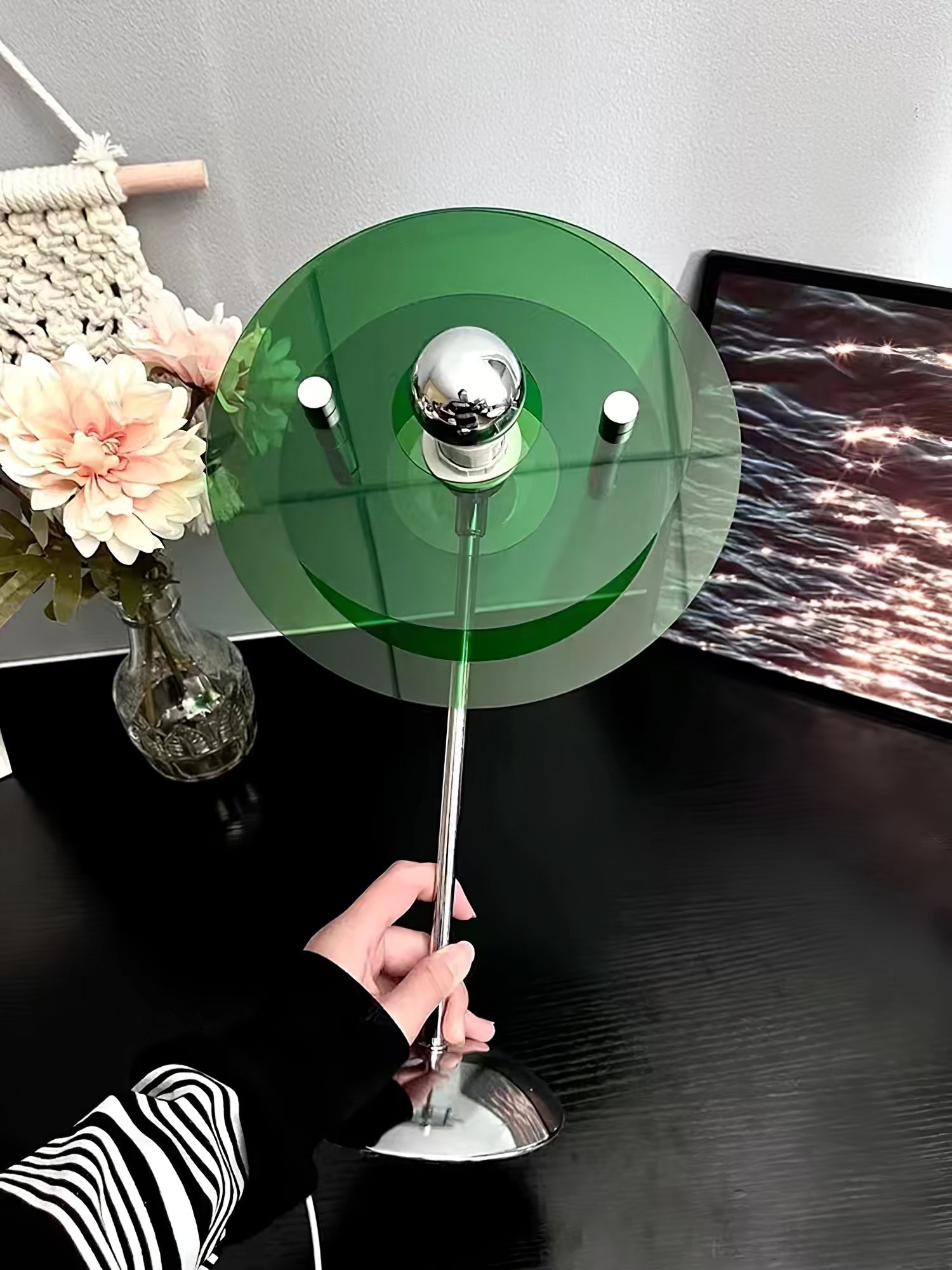 Table Lamp Acrylic 9.1 in Green Modern Desk Bedside LED Lighting Fixture | Thomler