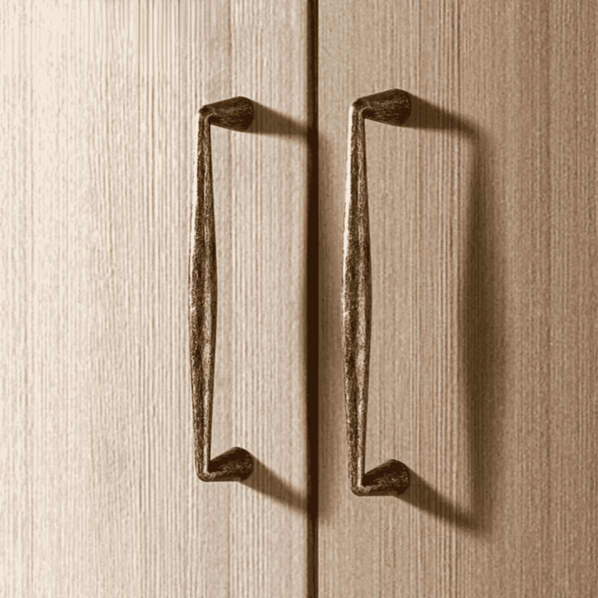 Classic Drawer Pull – Antique Bronze Cabinet Knob & Pull for Furniture, Dresser, Wardrobe | Thomler
