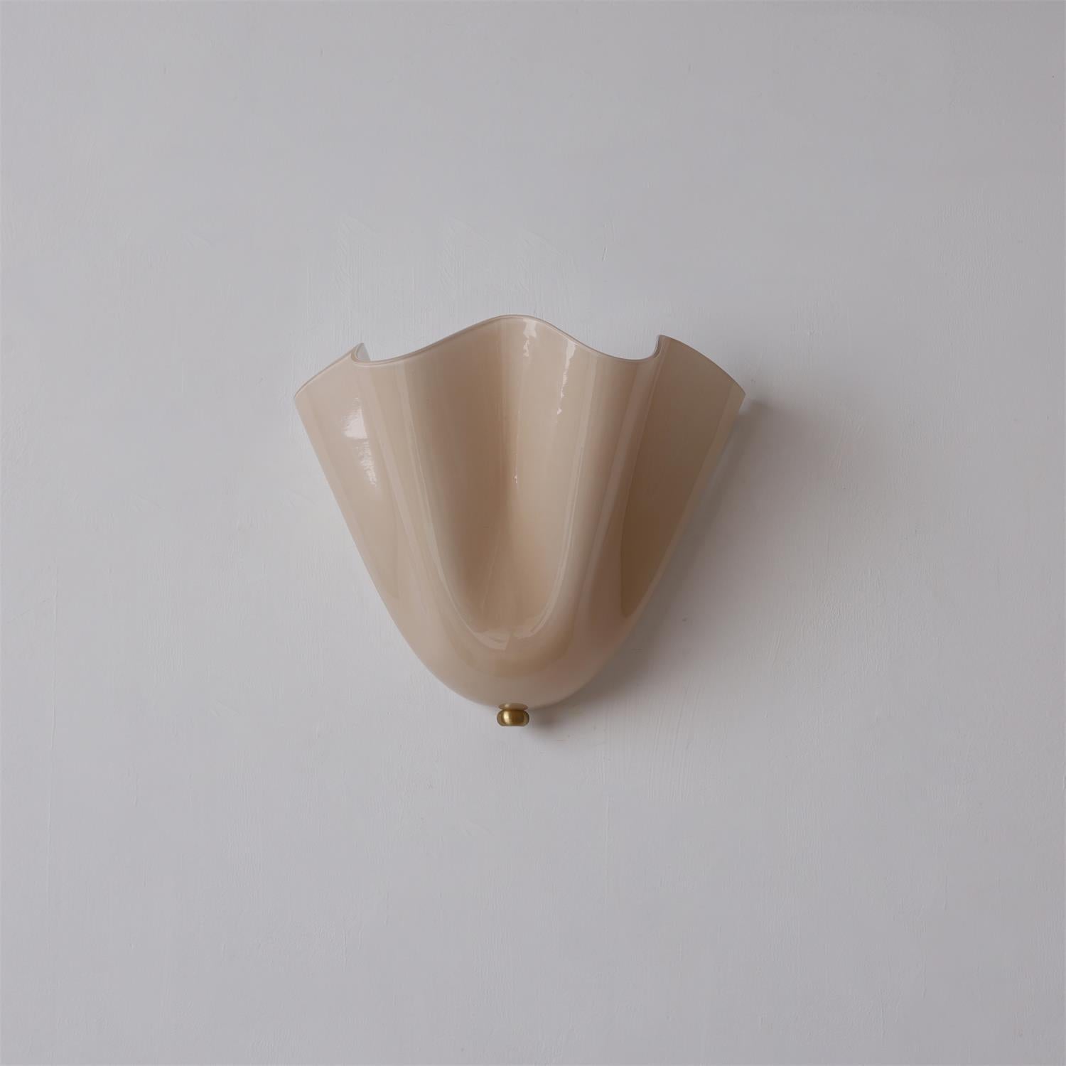 Wall Lamp Glass 11 in Hand Blown Petal Shade Bedroom Hallway Decorative Sconce Lighting Fixture | Thomler