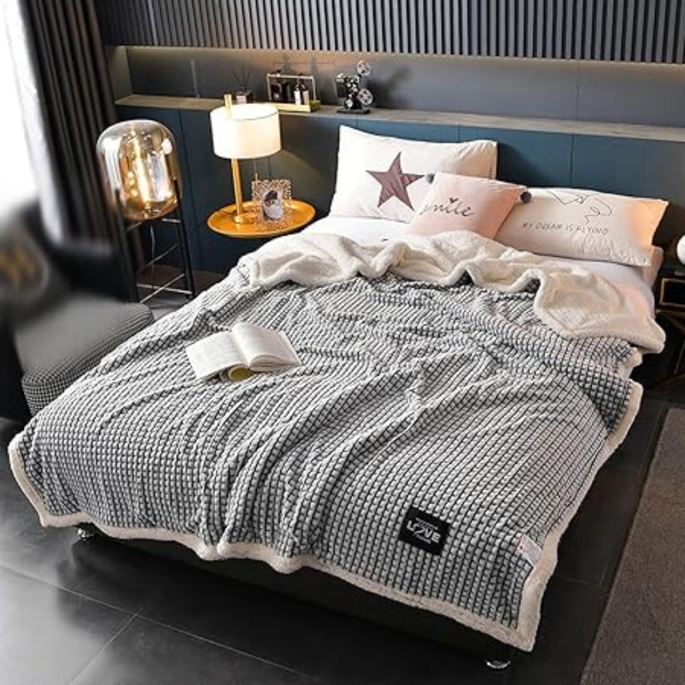 Reversible Textured Throw Blanket with Plush Fleece Backing – Year-Round Cozy Layer for Sofa & Bed | Thomler