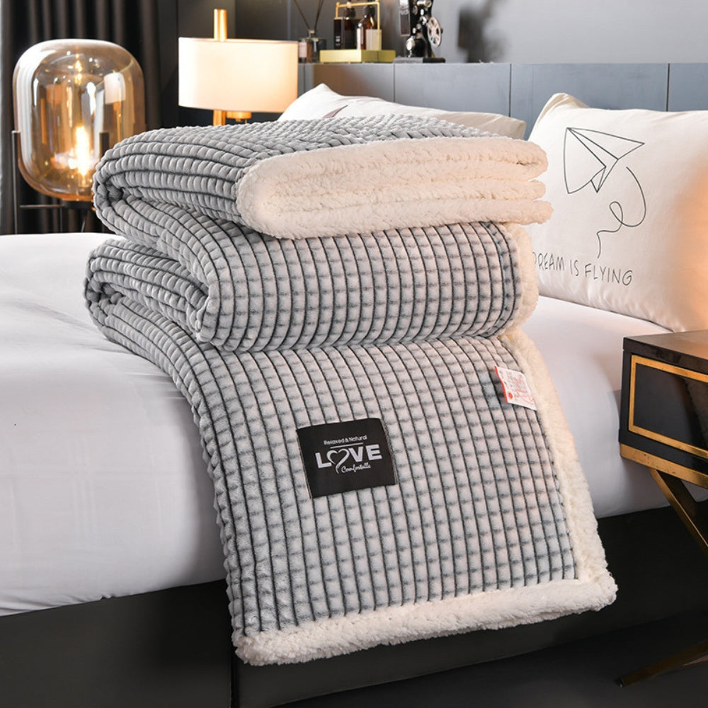 Reversible Textured Throw Blanket with Plush Fleece Backing – Year-Round Cozy Layer for Sofa & Bed | Thomler