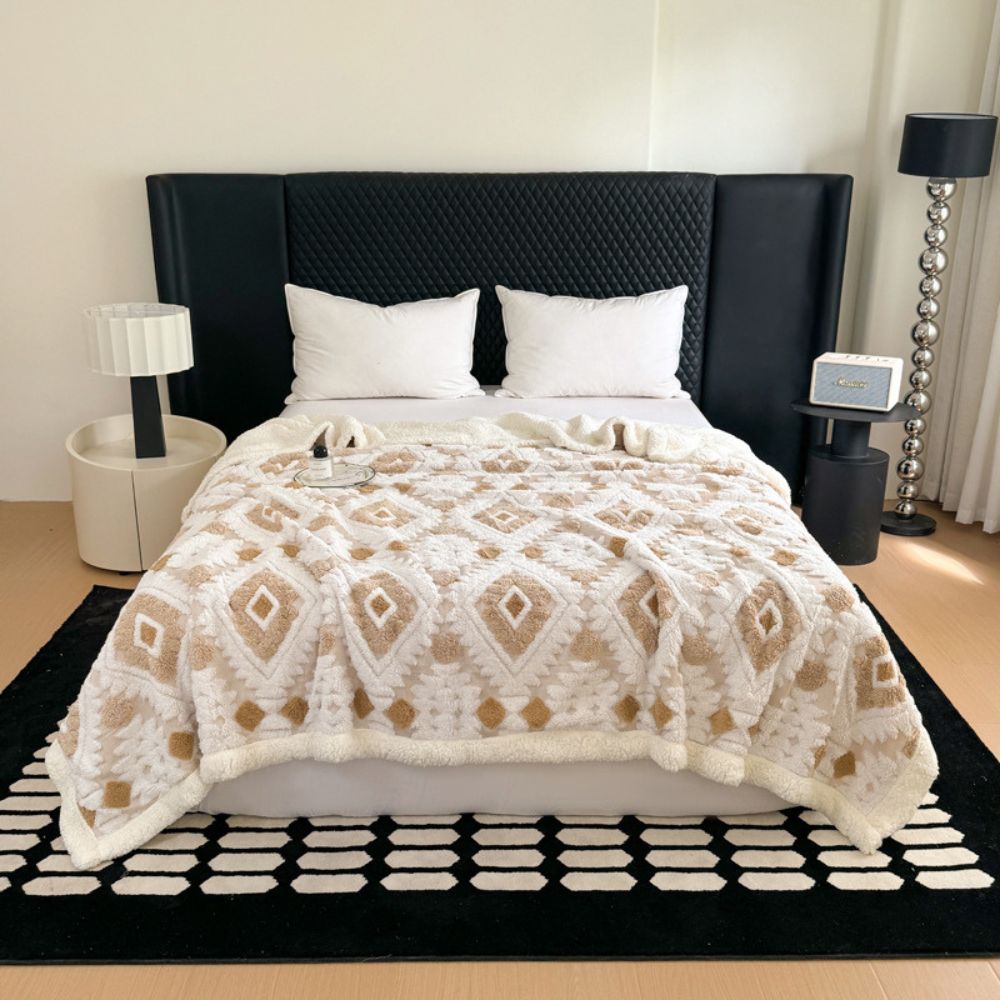 Diamond Pattern Two-Layer Microfiber Blanket for Bed Couch & Chair All Season Warmth Retro Style Soft Breathable Machine Washable | Thomler