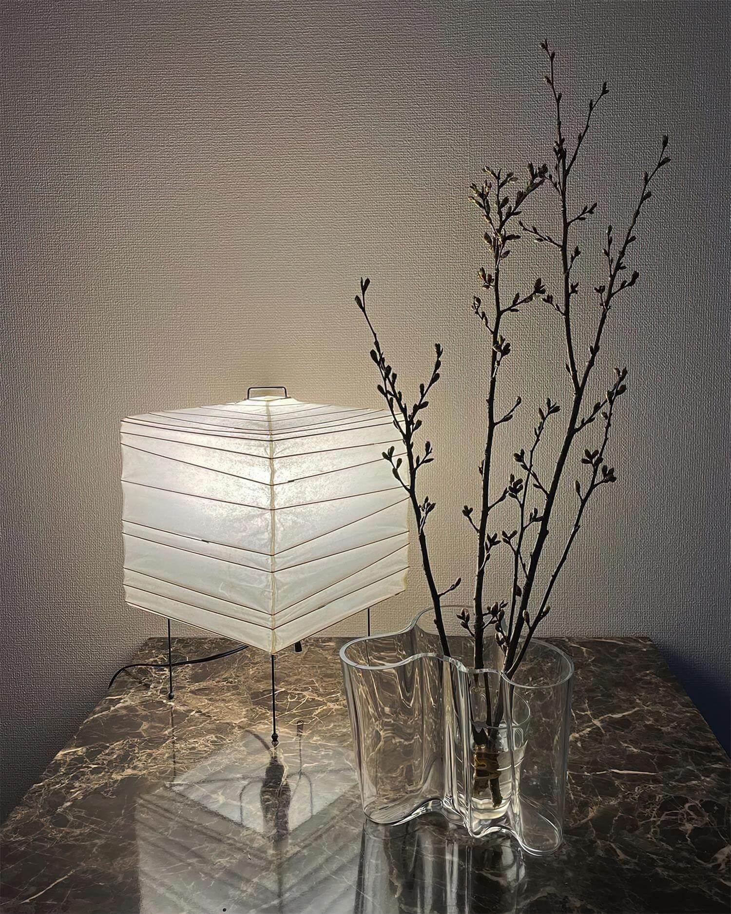 Table Lamp Washi Paper 9 in x 15 in Black Wire Legs Indoor Lighting Modern Cube Design Decorative Accent | Thomler