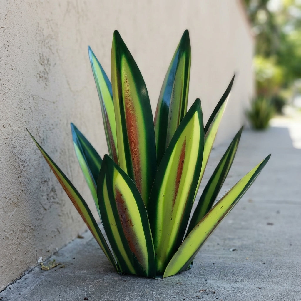 Garden Ornament Metal Agave 35.0 cm Green Solar LED Outdoor Patio Sculpture Waterproof Decorative Plant | Thomler