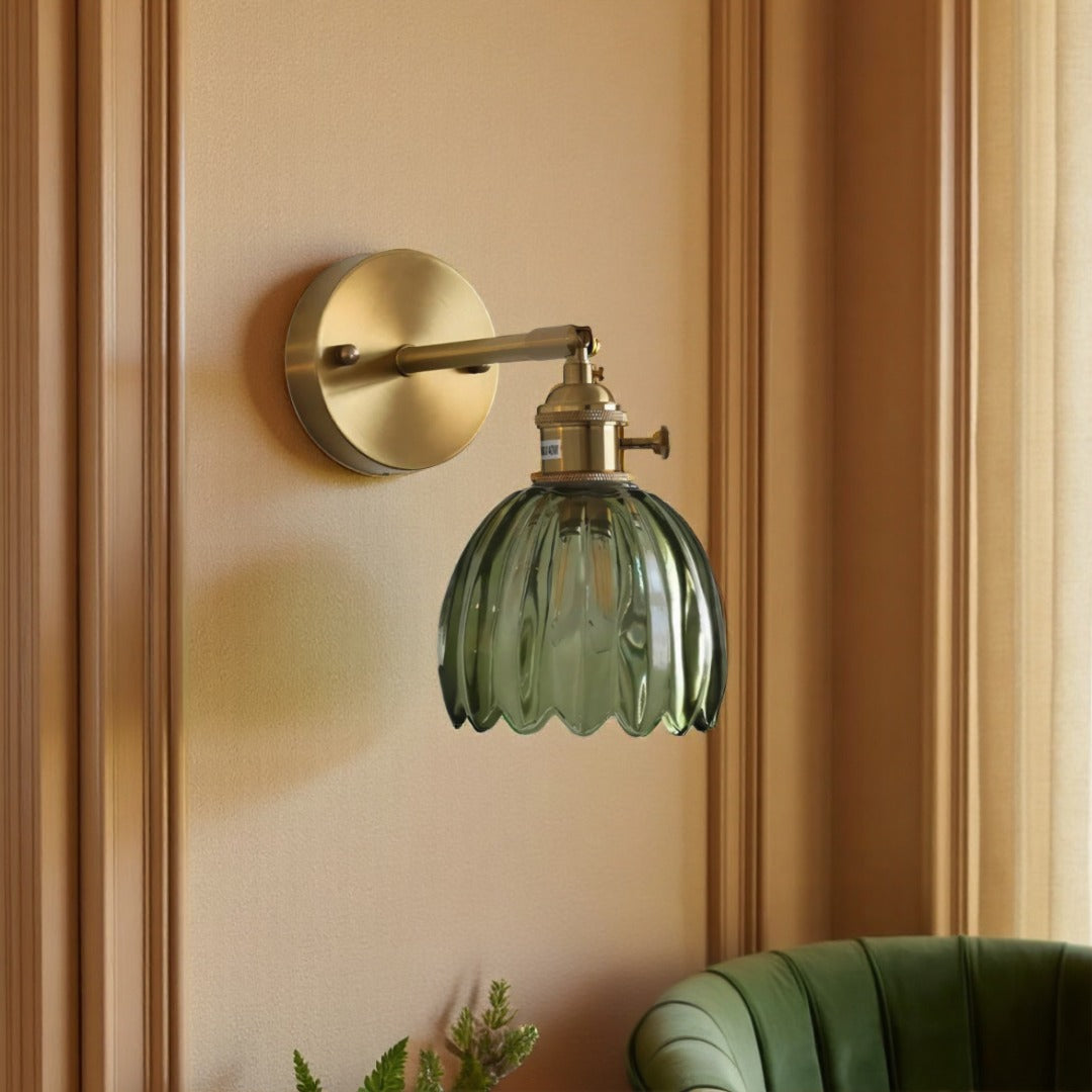 Vintage Tulip Glass Wall Sconce with Flower Shade – Classic Accent Light for Bedroom, Living Room, Hallway – E27 Socket | Thomler