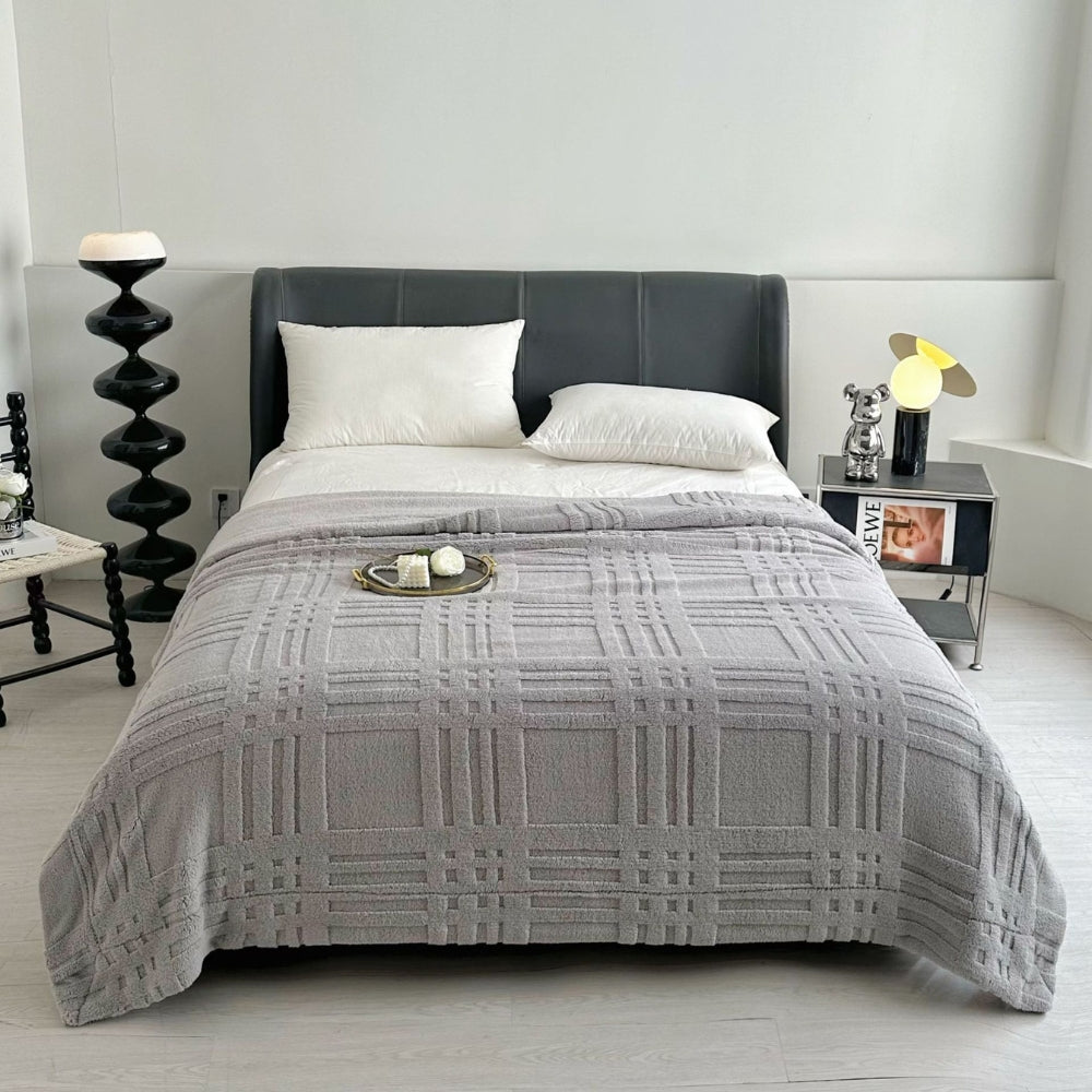 Double-Layer Microfiber Throw Blanket with Raised Checkered Texture for Couch, Bed & Year-Round Comfort – Lightweight Plush Knit in 7 Colors | Thomler