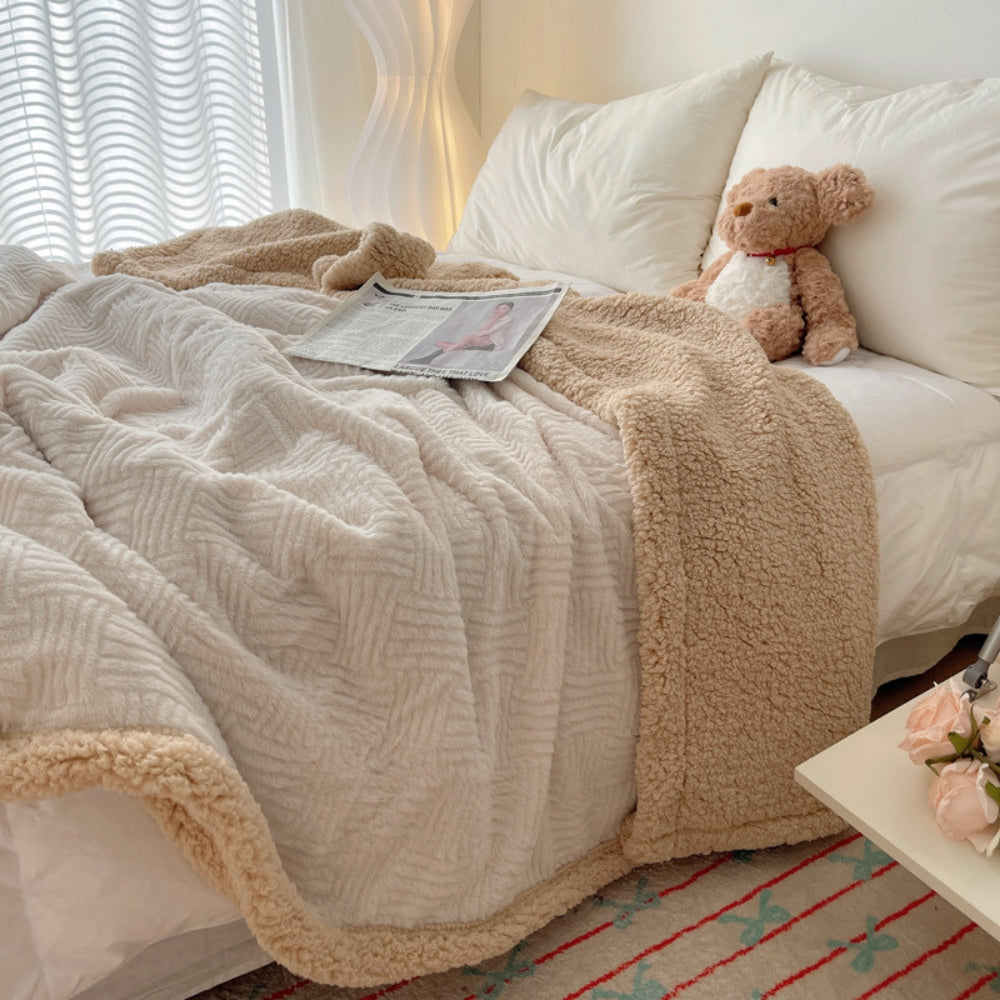 Reversible Double-Sided Plush Throw Blanket with Textured Weave – Ultra-Soft Microfiber for Couch, Bed & Naps | Thomler
