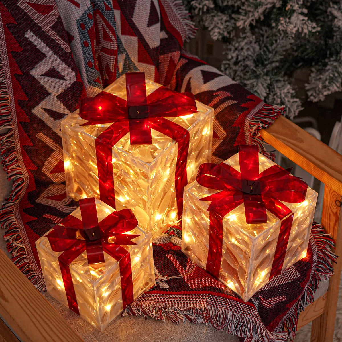 3-Piece Illuminated Gift Box Decor Set – Warm White LED Holiday Display | Thomler