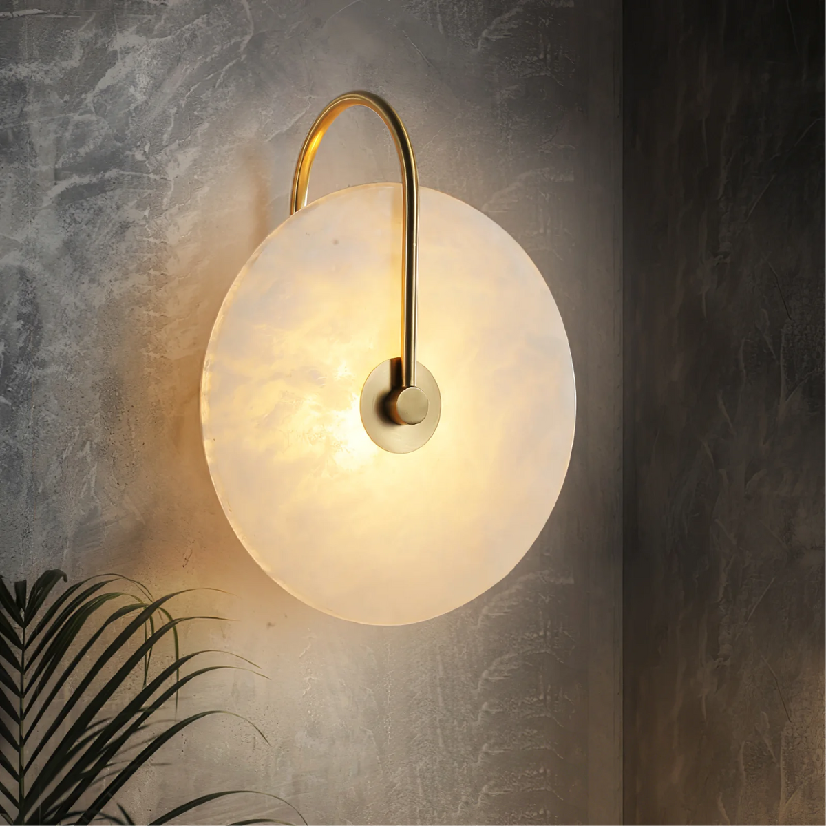 Natural Alabaster LED Wall Sconce – Stone Circle Light with Black or Gold Frame – Warm Glow Accent Lamp for Bedroom Hallway Living Room | Thomler