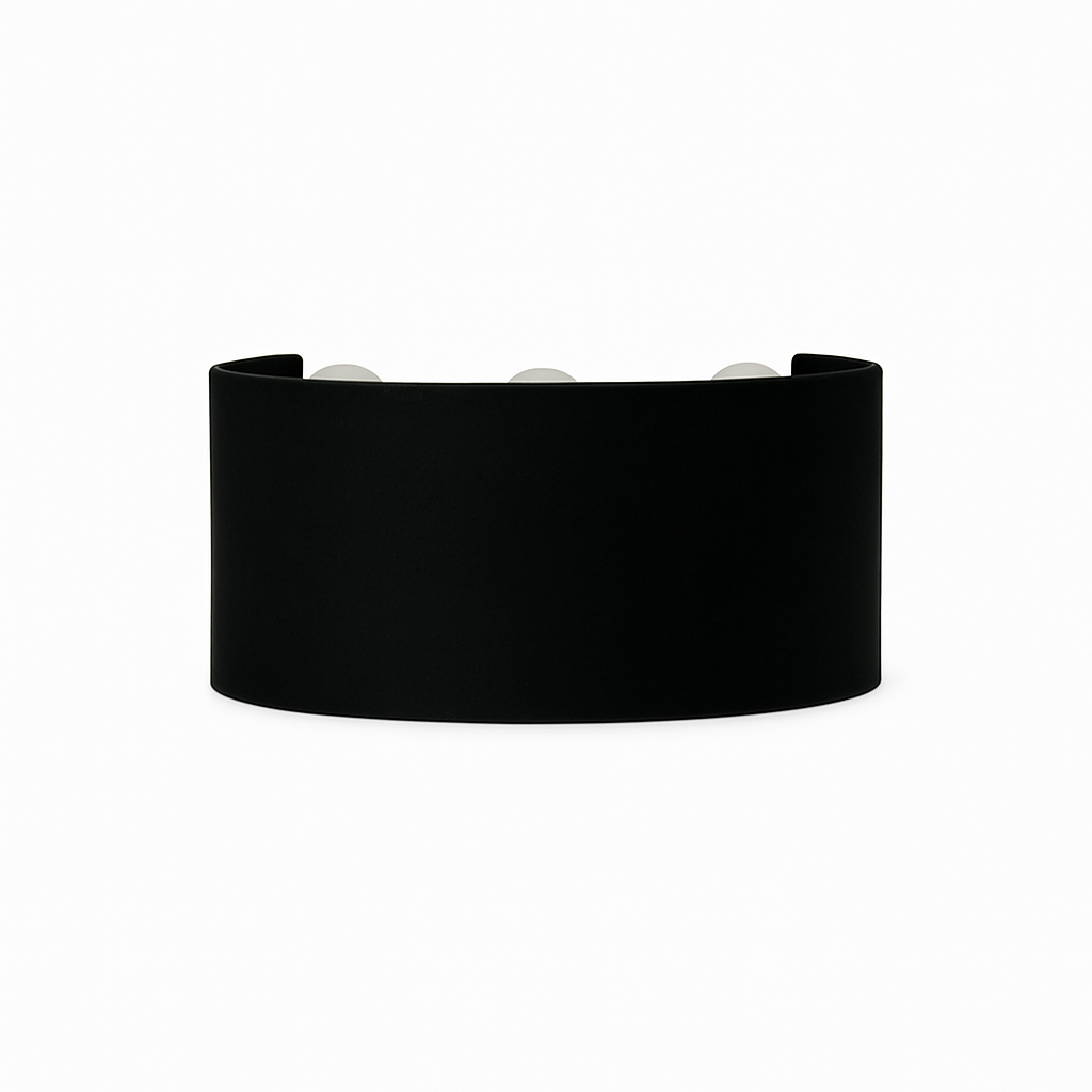 Modern LED Outdoor Wall Light Fixture Black or White for Porch, Garden & Entryway Lighting | Thomler