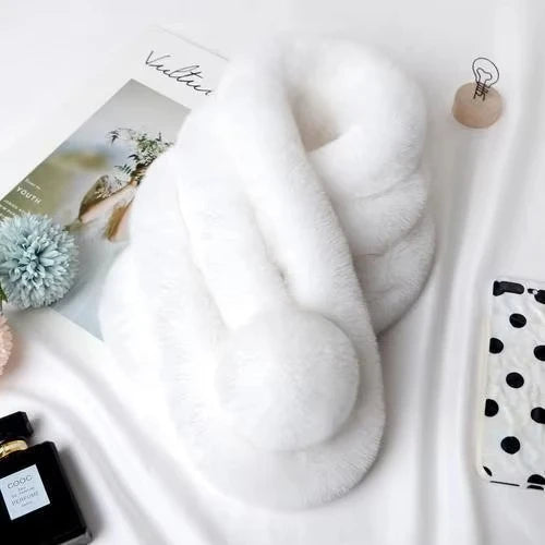 Soft Faux Fur Neck Warmer – Cozy Loop-Through Cold Weather Accessory for Women – Gentle Pull-Through Style for Everyday Comfort & Elegant | Thomler
