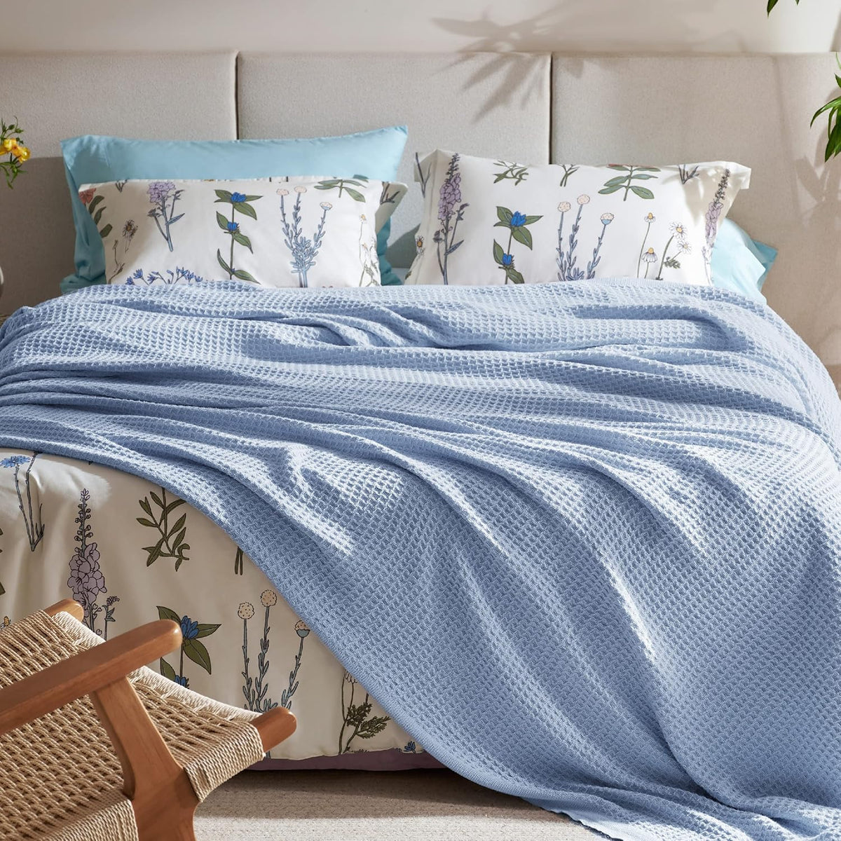 100% Cotton Waffle Weave Throw Blanket Queen King Breathable Lightweight Bed Cover for All Seasons Couch Sofa Bedroom Layering Textured | Thomler