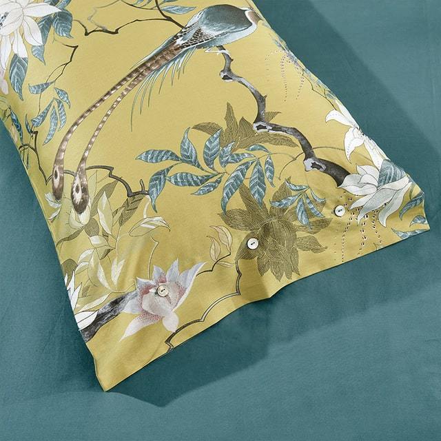 Lush Jungle Bird Sateen Bedding Collection – 500 Thread Count Premium Egyptian Cotton Duvet Set for Year-Round Comfort | Thomler
