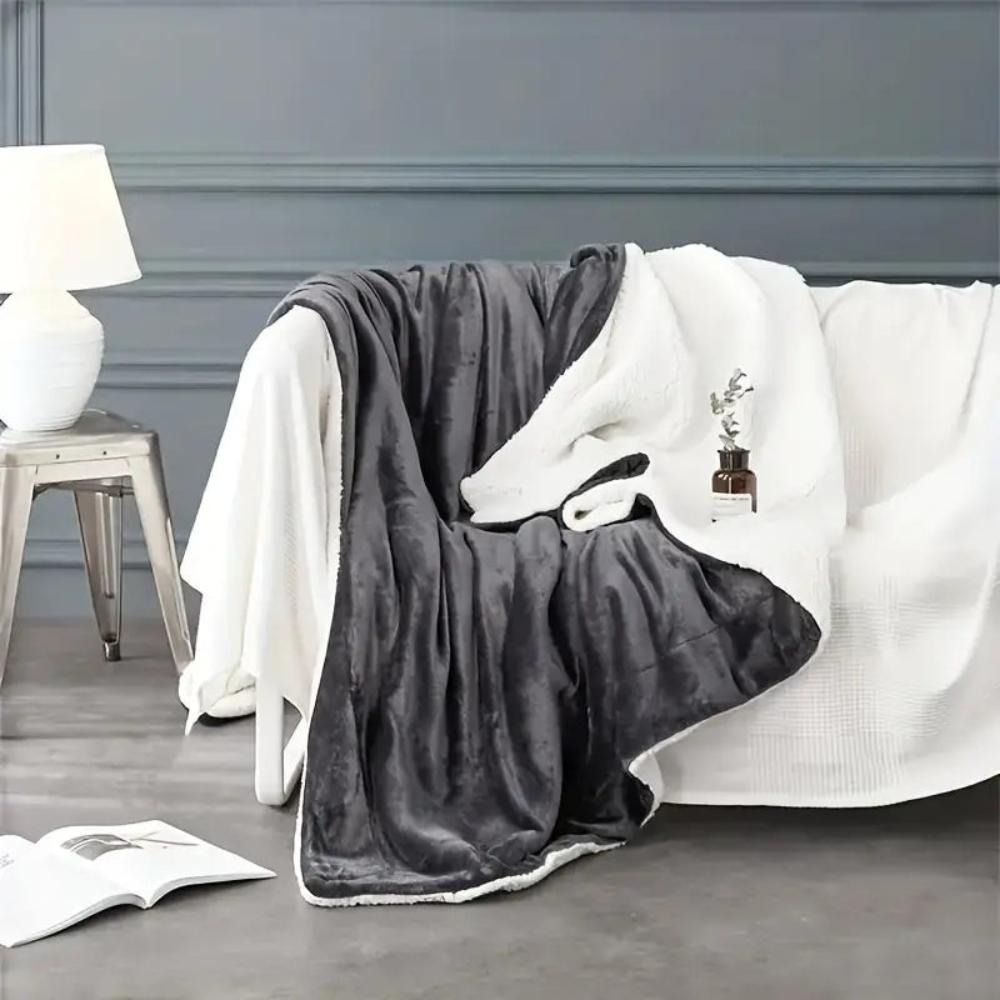 Plush Dual-Sided Microfiber Throw Blanket – Velour & Sherpa – Lightweight Cozy Layer for Couch, Bed or Chair – All-Season Comfort Blanket | Thomler